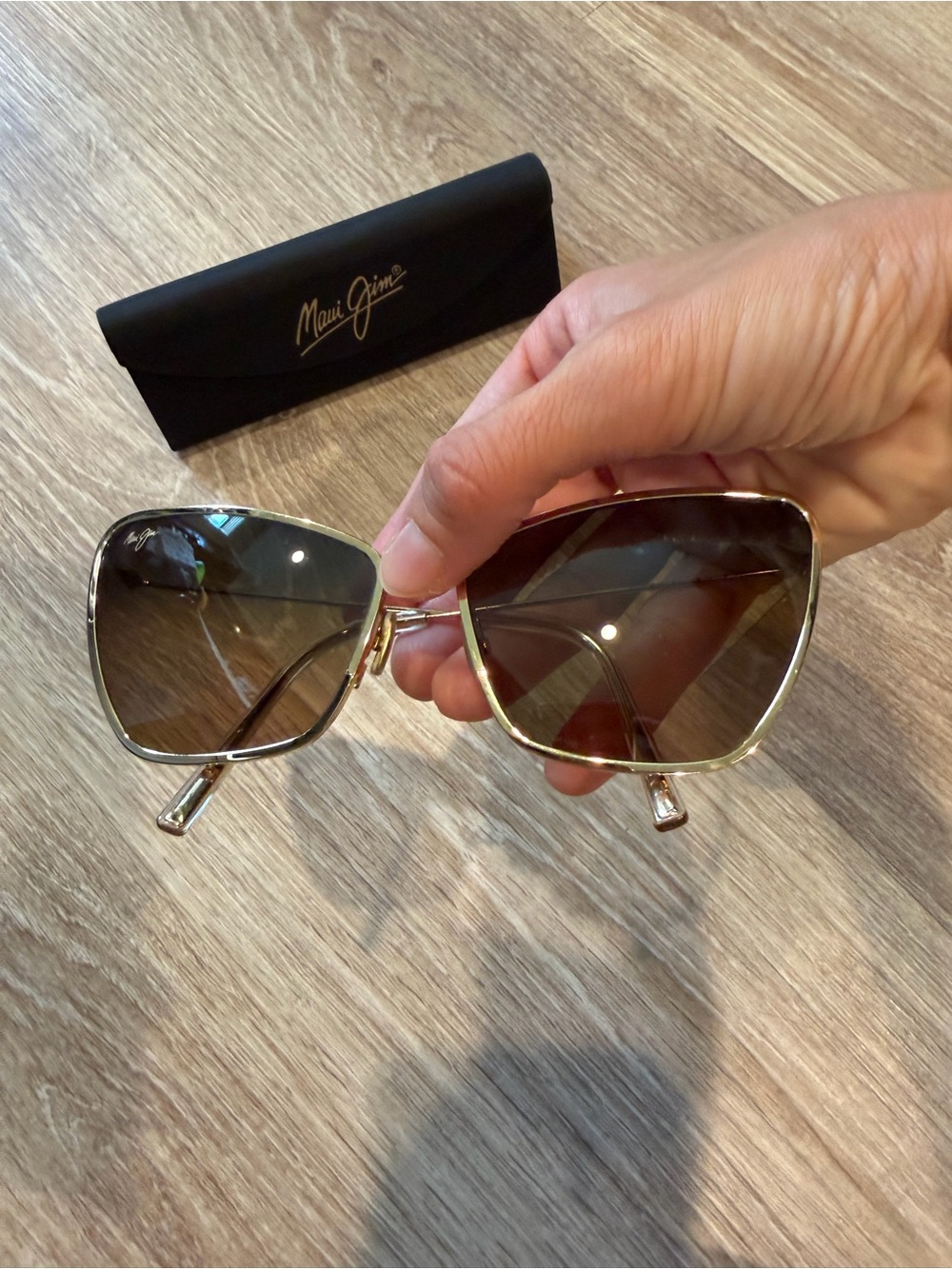 Maui Jim Women's Gold Frame Brown Lens Sunglasses Puakenikeni - Picture 4 of 4